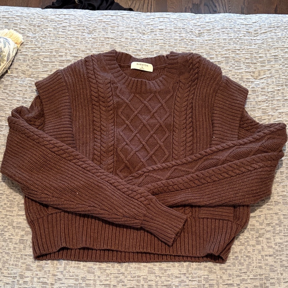 Aritzia Babaton Sweater Size XS